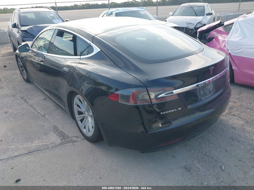 2017 Tesla Model s VIN 5YJSA1E2XHF229448 IAAI salvage auction — NORMAL WEAR, Salvage Title, sold $6,725 on 2026-09-10 (photo 3)