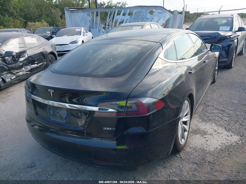 2017 Tesla Model s VIN 5YJSA1E2XHF229448 IAAI salvage auction — NORMAL WEAR, Salvage Title, sold $6,725 on 2026-09-10 (photo 4)