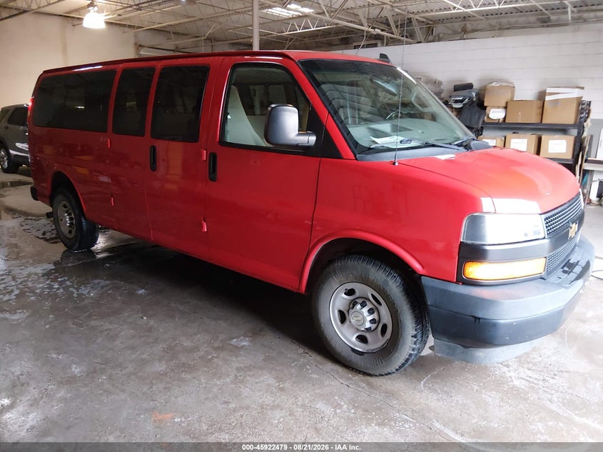 2020 Chevrolet Express 2500 VIN 1GAZGNFP0L1256196 — IAAI salvage auction photo