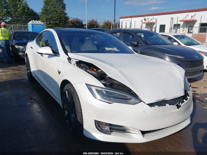2020 Tesla Model s VIN 5YJSA1E25LF356469 — IAAI salvage auction photo