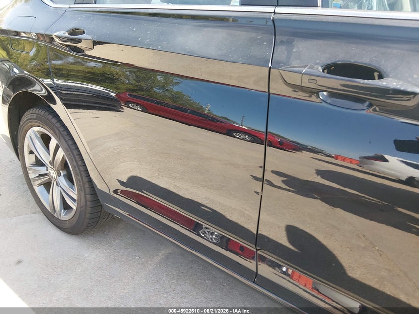 2024 Volkswagen Jetta VIN 3VW7M7BU1RM059917 IAAI salvage auction — SIDE, Salvage Title, sold $13,200 on 2026-09-08 (photo 6)