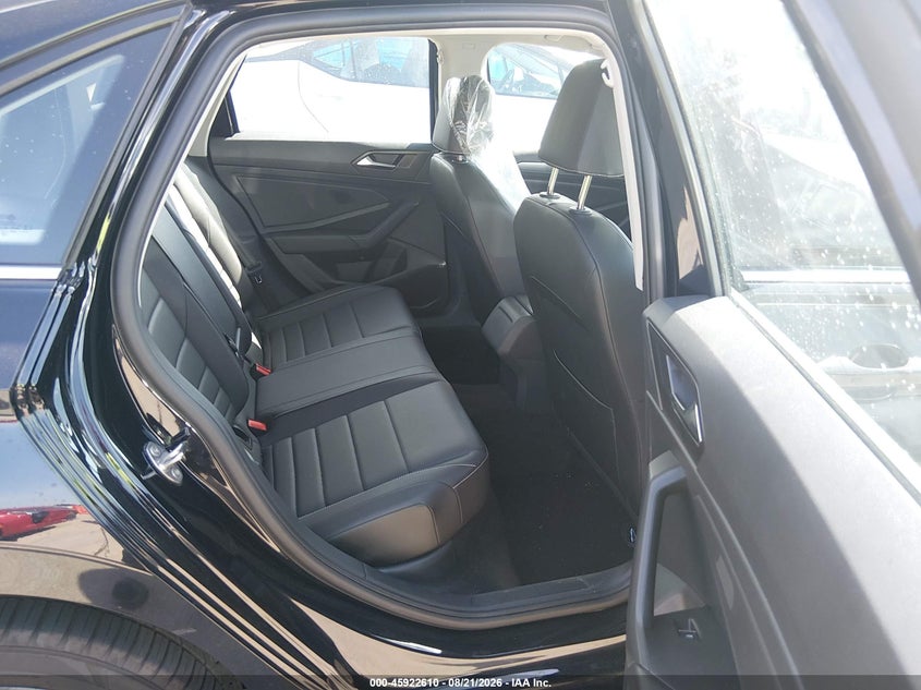 2024 Volkswagen Jetta VIN 3VW7M7BU1RM059917 IAAI salvage auction — SIDE, Salvage Title, sold $13,200 on 2026-09-08 (photo 8)