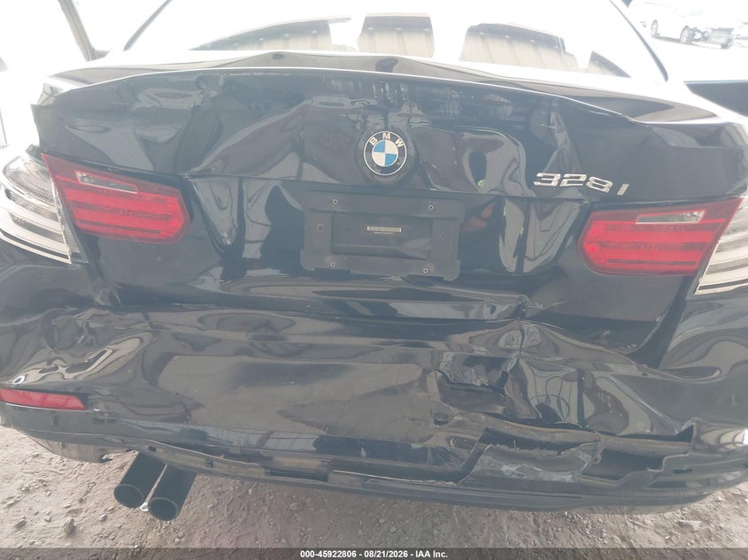 2013 BMW 3er VIN WBA3A5C54DF359771 IAAI salvage auction — REAR END, Salvage (Louisiana), sold $2,850 on 2026-09-11 (photo 6)