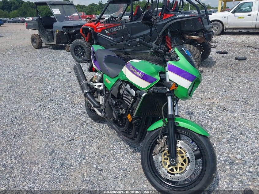 2000 Kawasaki Zr1100 VIN JKAZRBC18YA034071 IAAI salvage auction — FRONT & REAR, Salvage (Pennsylvania), sold $1,300 on 2026-09-09 (photo 1)