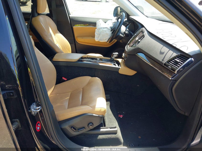 2016 Volvo Xc90 VIN YV4A22PK8G1058490 IAAI salvage auction — LEFT FRONT, Wait Title, sold $3,000 on 2026-09-16 (photo 5)
