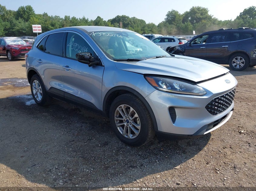 2022 Ford Escape VIN 1FMCU9G62NUB70372 IAAI salvage auction — STORM DAMAGE, Wait Title, sold $5,250 on 2026-09-22 (photo 1)