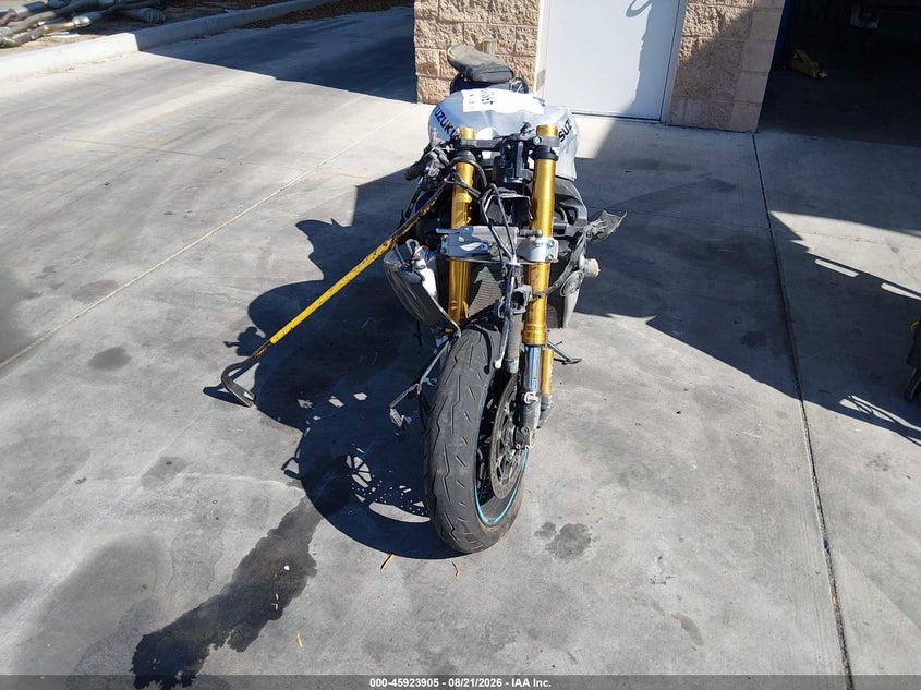 2025 Suzuki Gsx VIN JS1DM11F0S7100084 IAAI salvage auction — ALL OVER, Salvage Title, sold $3,000 on 2026-10-16 (photo 5)