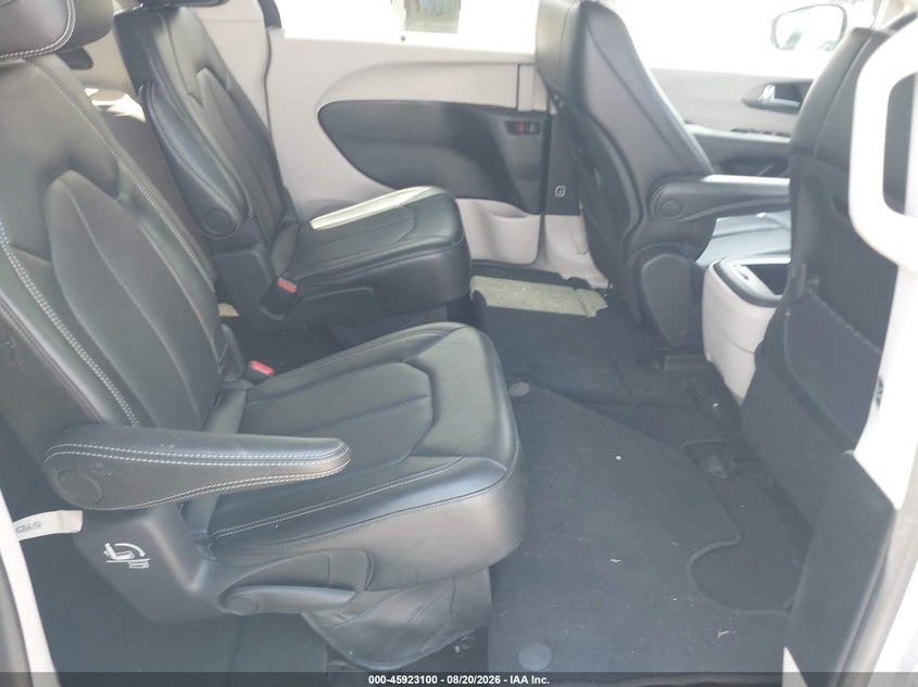 2024 Chrysler Pacifica VIN 2C4RC1BG9RR195520 IAAI salvage auction — LEFT FRONT, Enterprise Vehicles Clear Only (New Jersey), sold $14,200 on 2026-08-23 (photo 8)
