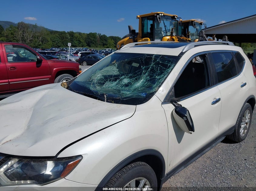 2017 Nissan Rogue VIN JN8AT2MV0HW022221 IAAI salvage auction — STORM DAMAGE, Clear (Virginia), sold $1,150 on 2026-09-06 (photo 6)