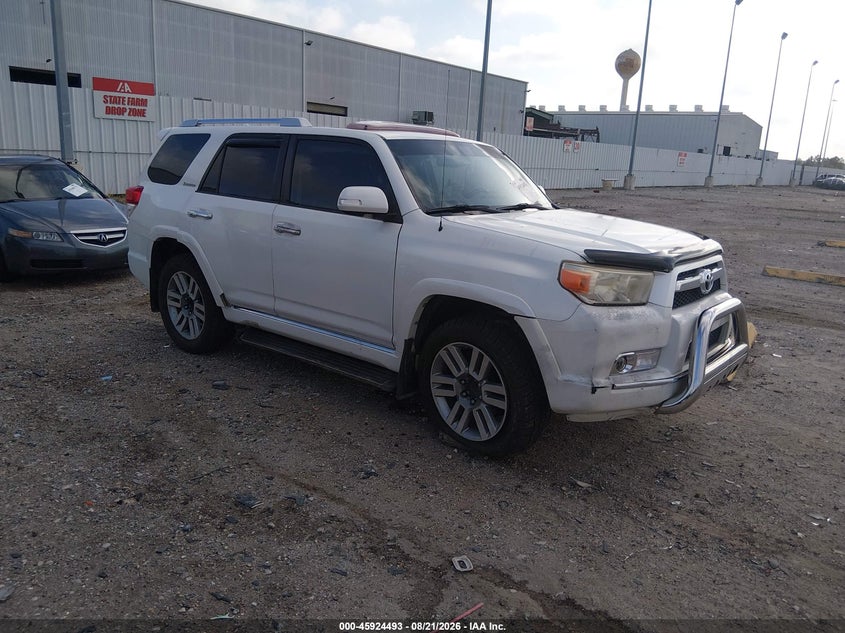 2011 Toyota 4runner VIN JTEZU5JR5B5021806 — IAAI salvage auction photo