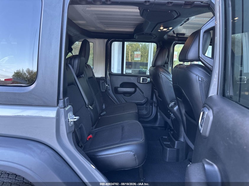 2020 Jeep VIN 1C4HJXDN8LW245452 IAAI salvage auction — NORMAL WEAR, Salvage Title, sold $12,950 on 2026-08-28 (photo 8)