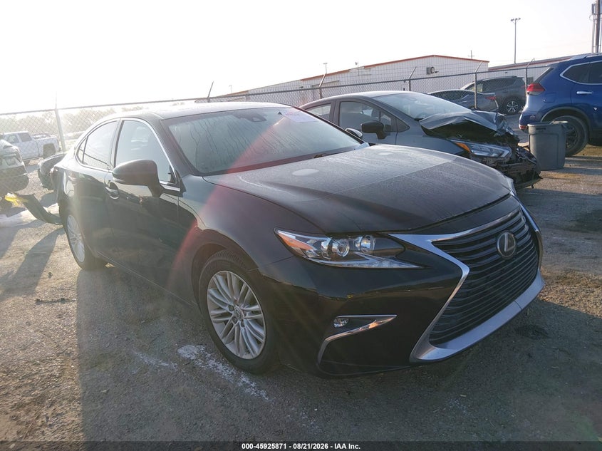 2017 Lexus ES VIN 58ABK1GG7HU078828 — IAAI salvage auction photo