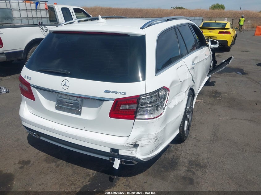 2013 Mercedes-benz E-klasse amg VIN WDDHH7EB1DA716457 IAAI salvage auction — SIDE, Wait Title, sold $11,000 on 2026-10-07 (photo 4)