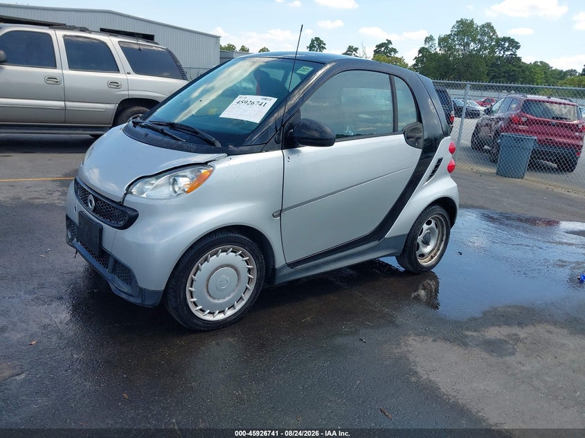 2013 Smart Fortwo VIN WMEEJ3BA3DK677579 IAAI salvage auction — NORMAL WEAR, Clear (Georgia), sold $275 on 2026-09-09 (photo 2)