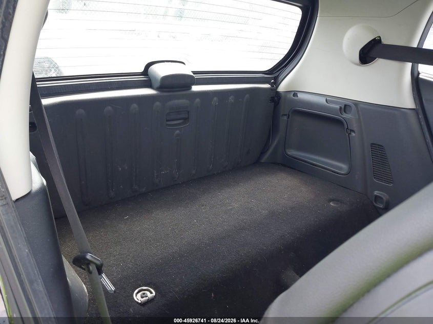 2013 Smart Fortwo VIN WMEEJ3BA3DK677579 IAAI salvage auction — NORMAL WEAR, Clear (Georgia), sold $275 on 2026-09-09 (photo 8)