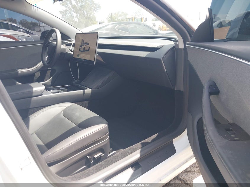 2024 Tesla Model 3 VIN 5YJ3E1EA8RF787915 IAAI salvage auction — REAR END, Wait Title, sold $15,300 on 2026-10-01 (photo 5)
