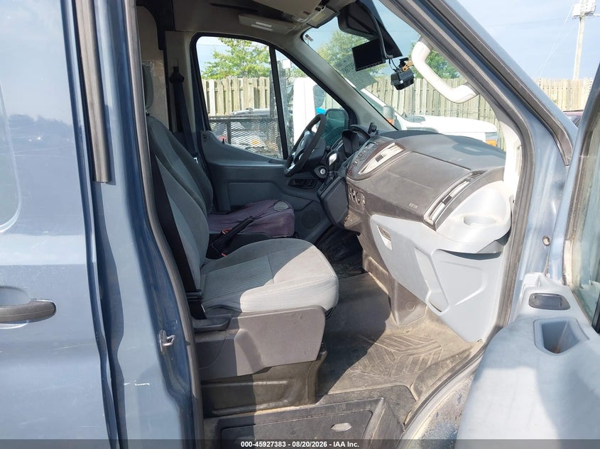 2019 Ford Transit-250 VIN 1FTYR3XM9KKA97337 IAAI salvage auction — LEFT & RIGHT, Clear (North Carolina), sold $7,875 on 2026-09-08 (photo 5)