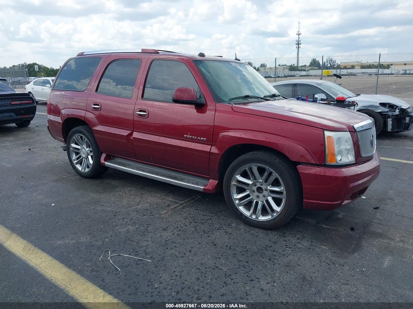 2005 Cadillac Escalade VIN 1GYEC63T45R149093 IAAI salvage auction — LEFT FRONT, Rebuildable (Florida), sold $1,200 on 2026-09-11 (photo 1)