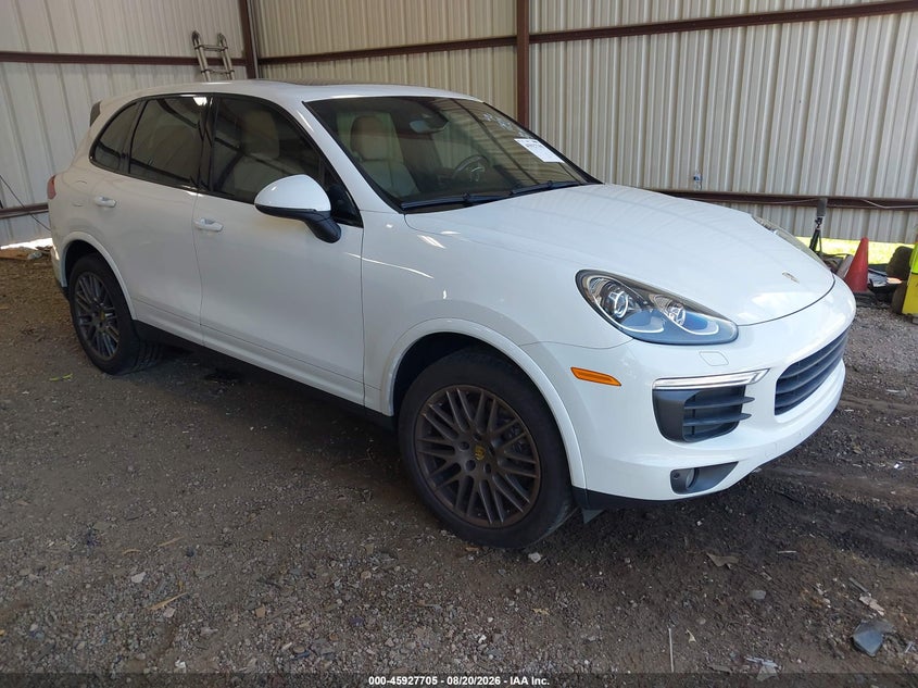 2017 Porsche Cayenne VIN WP1AA2A22HKA87833 — IAAI salvage auction photo