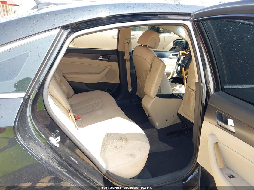2016 Hyundai Sonata VIN 5NPE34AF0GH433841 IAAI salvage auction — NORMAL WEAR, Clear-Endorsement (Wisconsin), sold $0 on 2026-09-23 (photo 8)