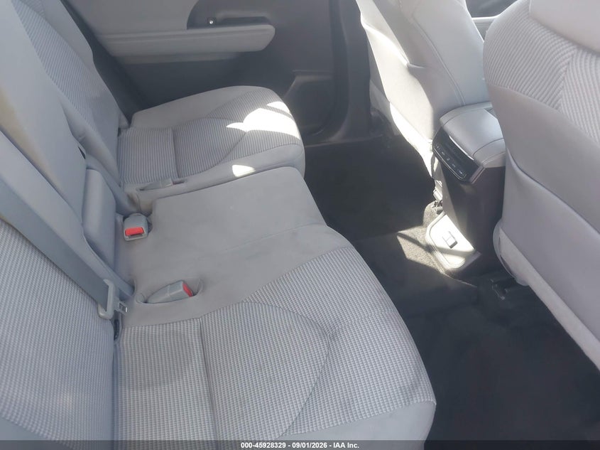 2021 Toyota Highlander VIN 5TDCZRAH5MS083553 IAAI salvage auction — SIDE, Salvage Title, sold $75 on 2026-10-05 (photo 8)