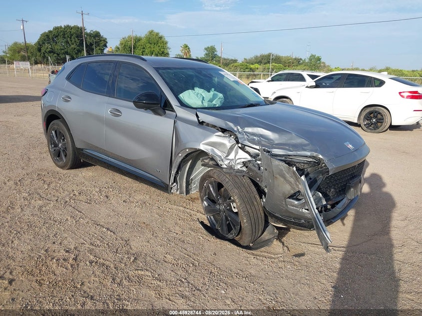 2024 Buick Envision VIN LRBFZPE40RD013579 IAAI salvage auction — FRONT END, Salvage Title, sold $5,900 on 2026-10-10 (photo 1)