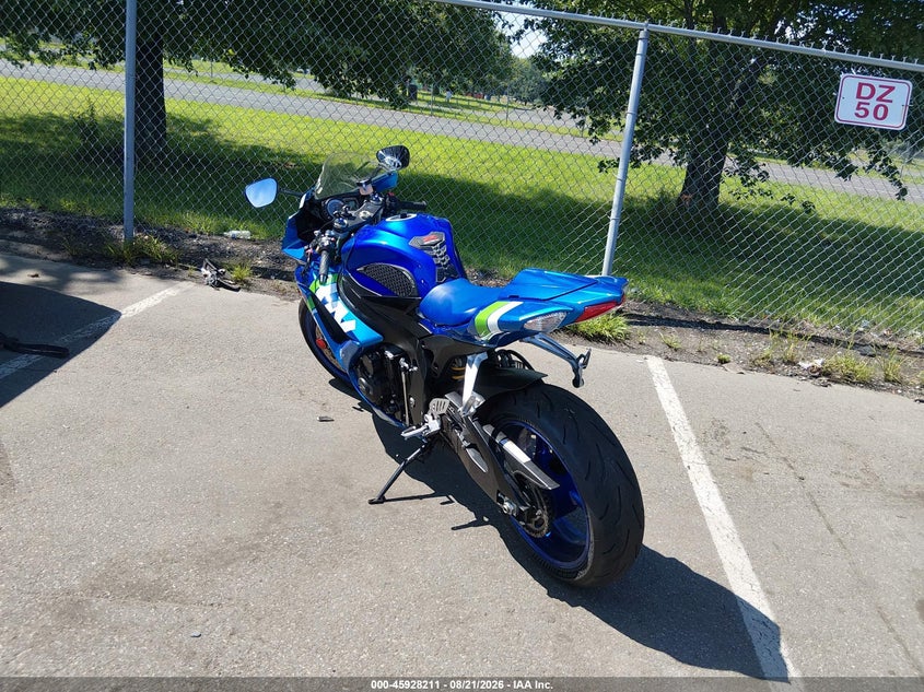 2008 Suzuki Gsx-r600 VIN JS1GN7EA482100798 IAAI salvage auction — RIGHT SIDE, Salvage (New Jersey), sold $1,650 on 2026-09-16 (photo 3)