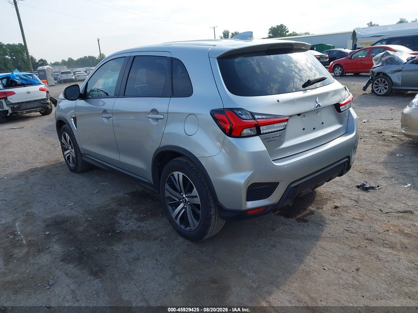 2026 Mitsubishi Outlander VIN JA4ARUAU5TU003440 IAAI salvage auction — FRONT END, Enterprise Vehicles Clear Only (Florida), sold $8,000 on 2026-08-23 (photo 3)