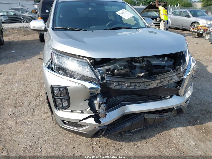 2026 Mitsubishi Outlander VIN JA4ARUAU5TU003440 IAAI salvage auction — FRONT END, Enterprise Vehicles Clear Only (Florida), sold $8,000 on 2026-08-23 (photo 6)