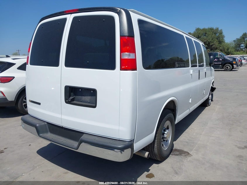 2025 Chevrolet Express VIN 1GAZGPF70S1150342 IAAI salvage auction — FRONT END, Enterprise Vehicles Clear Only (Texas), sold $16,350 on 2026-09-15 (photo 4)