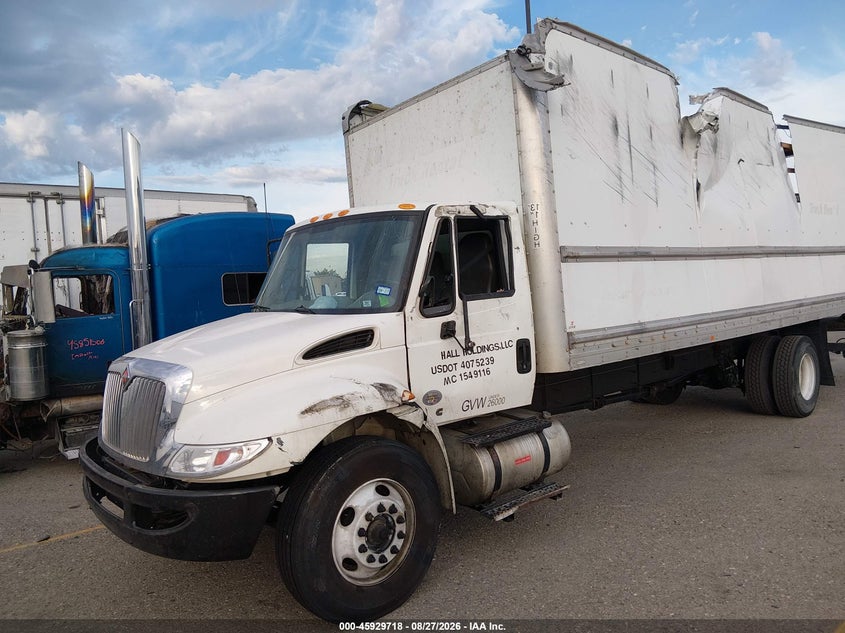2019 International VIN 1HTMMMML6KH584882 IAAI salvage auction — ROLLOVER, Wait Title, sold $1,500 on 2026-10-09 (photo 2)
