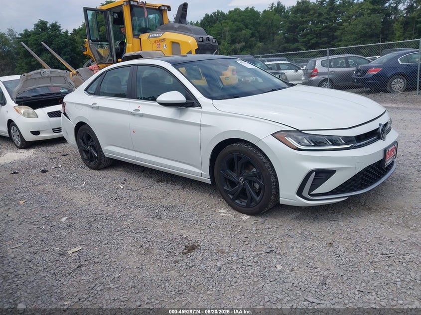 2025 Volkswagen Jetta VIN 3VW7X7BU3SM078823 — IAAI salvage auction photo