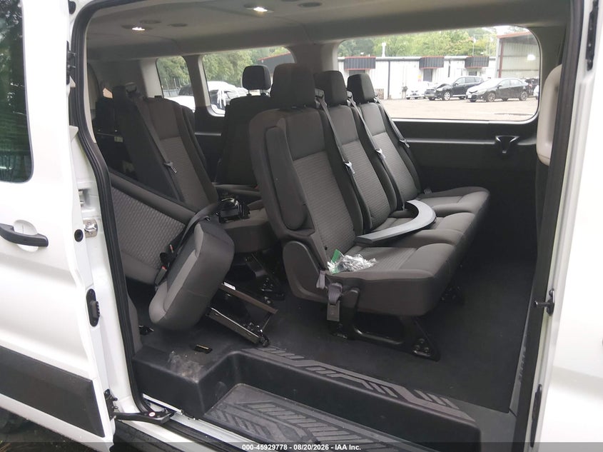 2026 Ford Transit VIN 1FBAX2Y89TKB12525 IAAI salvage auction — LEFT FRONT, Clear (North Carolina), sold $36,000 on 2026-09-04 (photo 8)