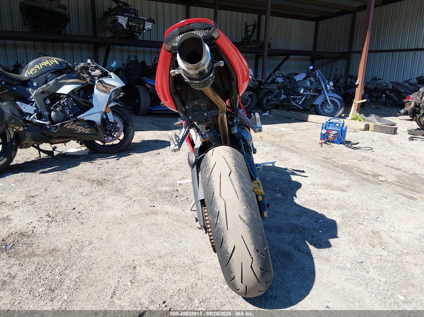 2008 Triumph motorcycle Daytona VIN SMTD00NS48J348211 IAAI salvage auction — REAR END, Salvage (Massachusetts), sold $225 on 2026-09-22 (photo 6)