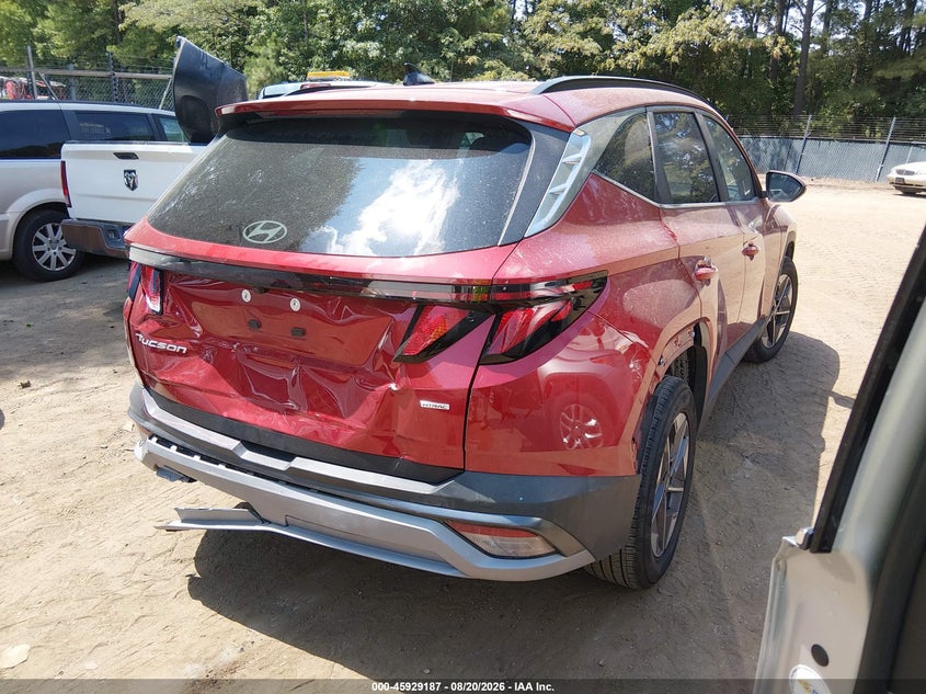 2026 Hyundai Tucson VIN 5NMJBCDE3TH630637 IAAI salvage auction — REAR END, Enterprise Vehicles Clear Only (New Jersey), sold $10,000 on 2026-08-23 (photo 4)