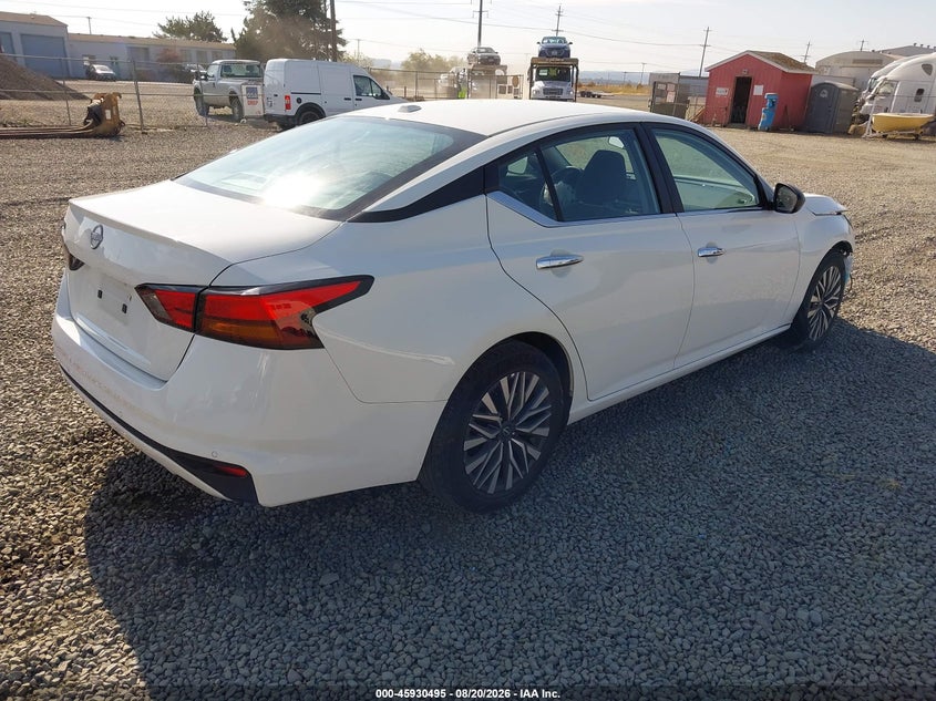 2025 Nissan Altima VIN 1N4BL4DV5SN371034 IAAI salvage auction — RIGHT FRONT, Enterprise Vehicles Clear Only (Arizona), sold $7,600 on 2026-08-23 (photo 4)