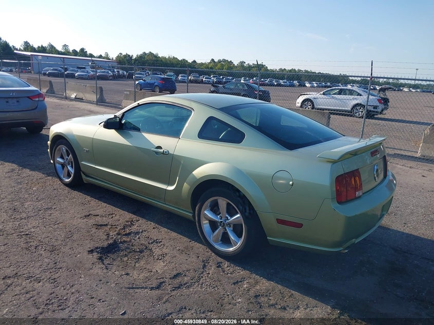 2006 Ford Mustang VIN 1ZVFT82H465228370 IAAI salvage auction — NORMAL WEAR, Clear (Florida), sold $2,100 on 2026-09-05 (photo 3)