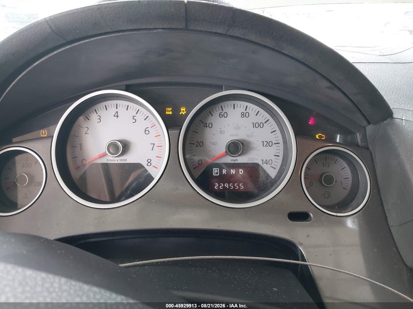 2009 Volkswagen Routan VIN 2V8HW44169R541086 IAAI salvage auction — LEFT SIDE, Rebuildable (Florida), sold $350 on 2026-09-05 (photo 7)