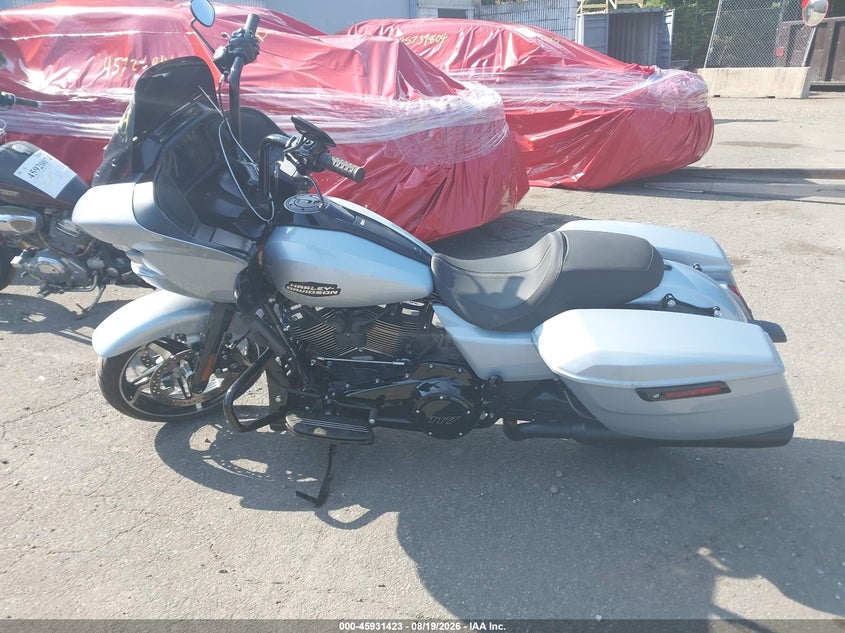 2024 Harley-davidson Fltrx VIN 1HD1KH71XRB637358 IAAI salvage auction — UNKNOWN, Mv-907A (New York), sold $25 on 2026-10-03 (photo 9)