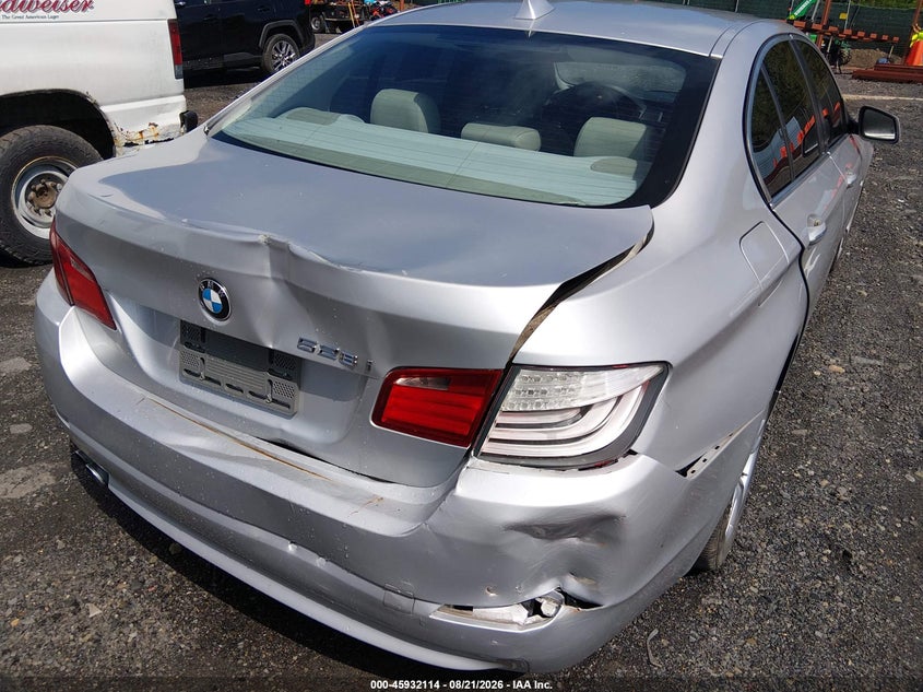 2011 BMW 5 series VIN WBAFR1C55BC737268 IAAI salvage auction — REAR END, Salvage (Pennsylvania), sold $775 on 2026-09-11 (photo 6)