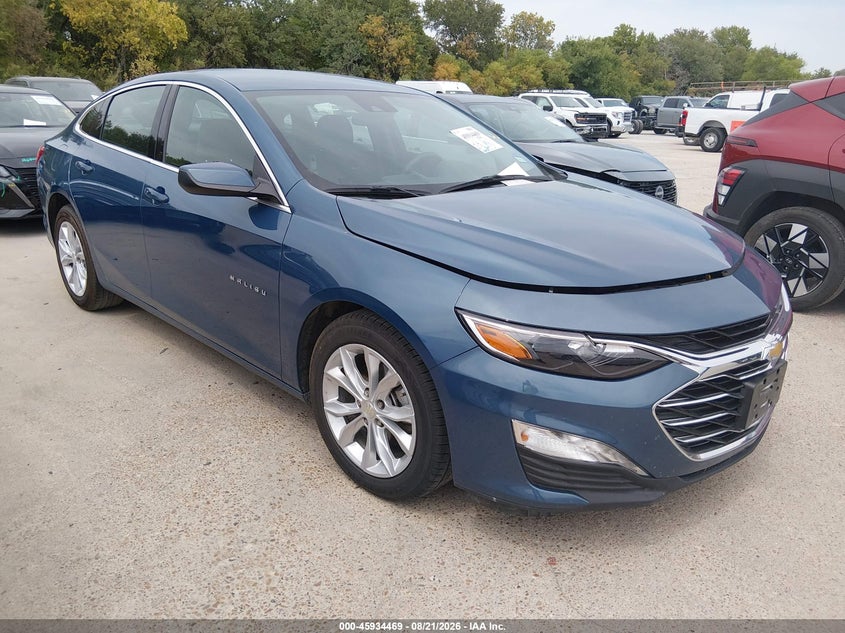 2025 Chevrolet Malibu VIN 1G1ZD5ST4SF114883 — IAAI salvage auction photo