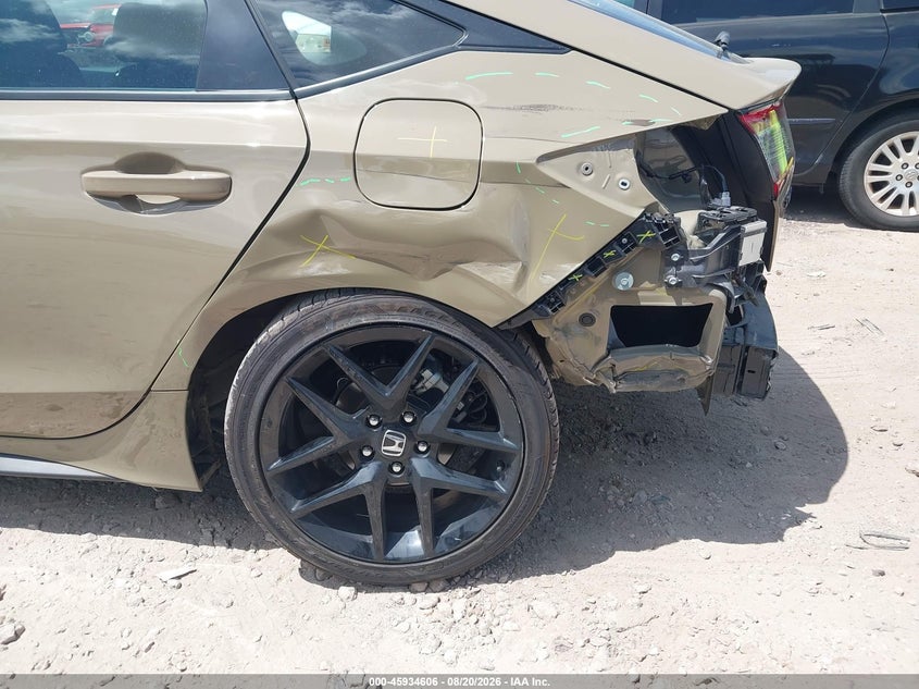 2026 Honda Civic VIN 19XFL2H82TE012783 IAAI salvage auction — REAR END, Salvage Title, sold $17,500 on 2026-08-26 (photo 6)
