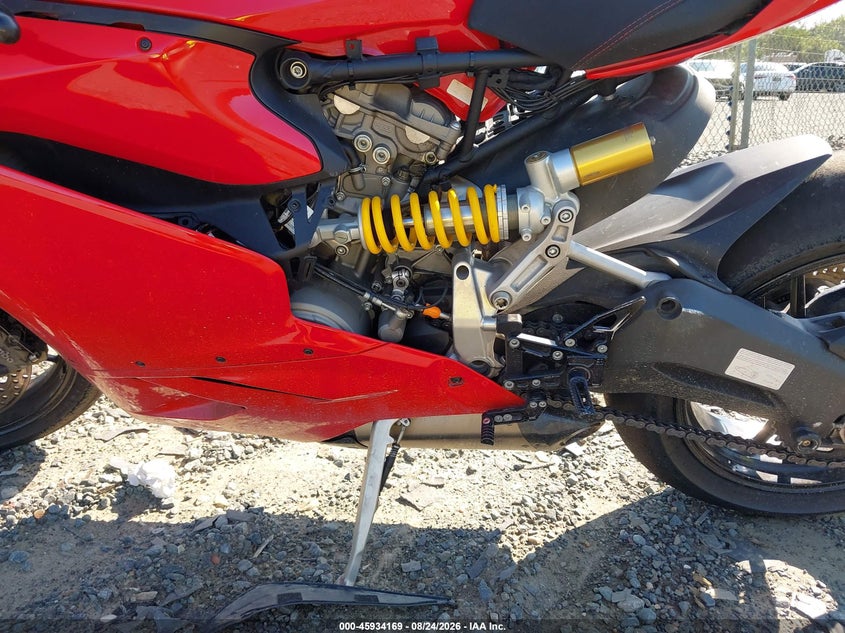 2018 Ducati Panigale VIN ZDM14B1W1JB006617 IAAI salvage auction — UNKNOWN, Salvage (Virginia), sold $2,350 on 2026-09-16 (photo 9)