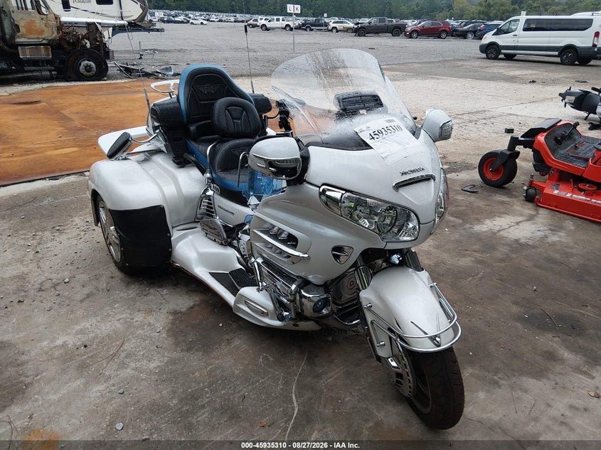 2008 Honda Gl1800 VIN 1HFSC47H68A707893 — IAAI salvage auction photo