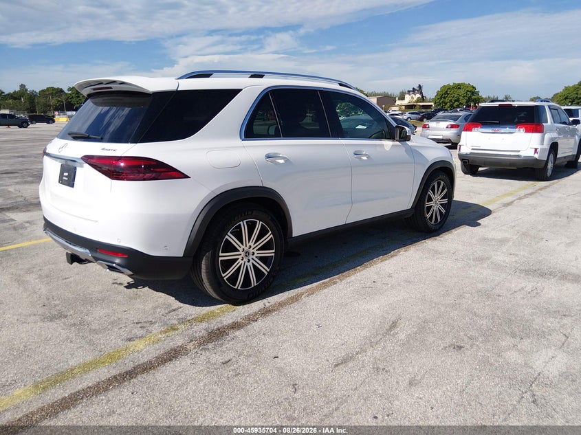 2026 Mercedes-benz Gle VIN 4JGFB4FB9TB532792 IAAI salvage auction — UNKNOWN, Wait Title, sold $30,250 on 2026-09-16 (photo 4)