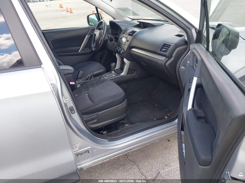 2015 Subaru Forester VIN JF2SJABC4FH456422 IAAI salvage auction — NORMAL WEAR, Clear (Indiana), sold $775 on 2026-08-29 (photo 5)