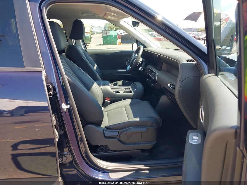 2026 Hyundai Palisade VIN KM8RLES22TU111216 IAAI salvage auction — FRONT END, Enterprise Vehicles Clear Only (Washington), sold $23,900 on 2026-08-26 (photo 5)