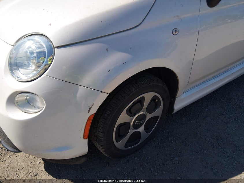 2016 Fiat 500 VIN 3C3CFFGE1GT229286 IAAI salvage auction — NORMAL WEAR, Clear (Washington), sold $375 on 2026-09-14 (photo 6)
