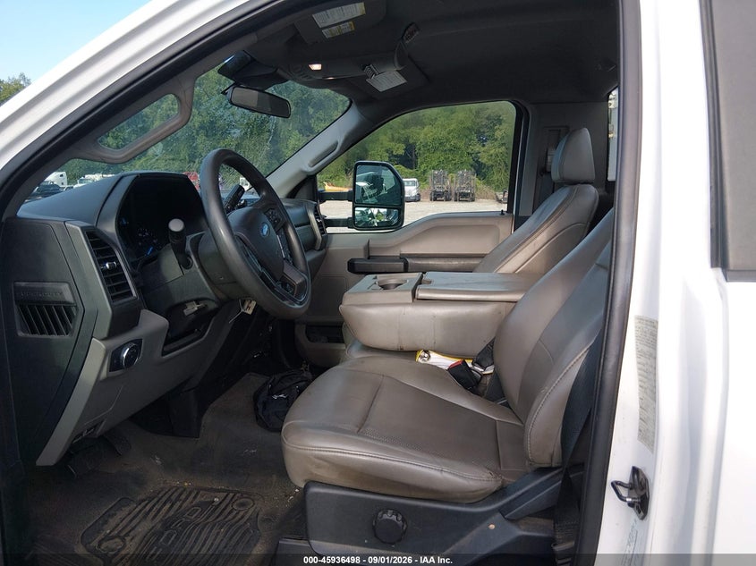 2020 Ford F550 VIN 1FDUF5GN5LEC47645 IAAI salvage auction — NORMAL WEAR, Clear (North Carolina), sold $95,000 on 2026-09-19 (photo 7)