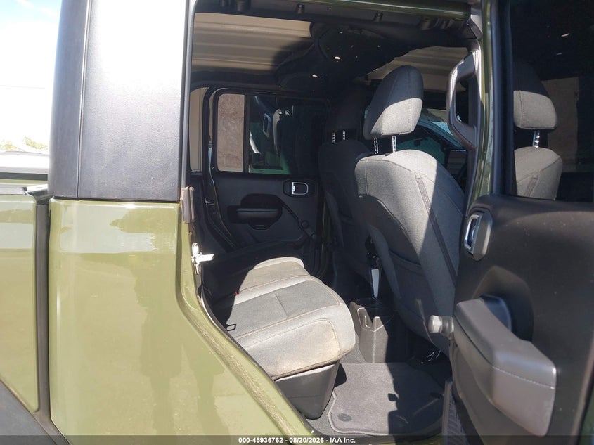 2024 Jeep Gladiator VIN 1C6HJTAG0RL106691 IAAI salvage auction — NORMAL WEAR, Salvage Title, sold $22,000 on 2026-09-13 (photo 8)